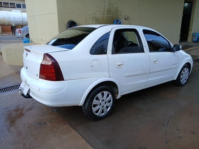 GM - CORSA SEDAN PREMIUM — foto do lote