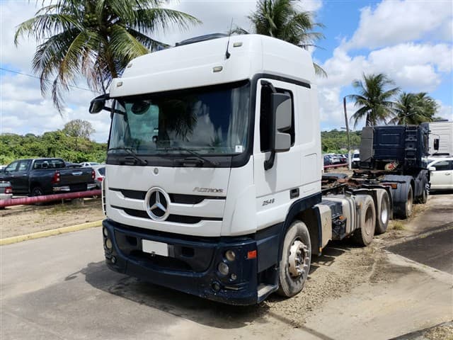 MERCEDES-BENZ - ACTROS 2546LS — foto do lote