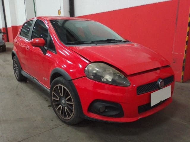 FIAT - PUNTO TURBO T-JET — foto do lote