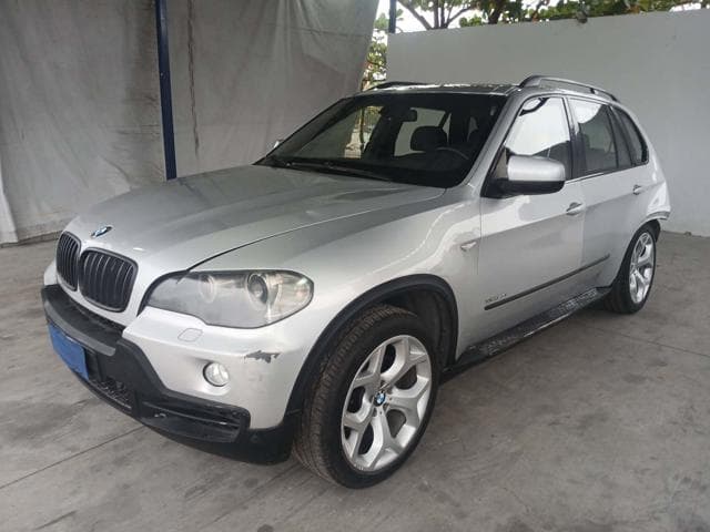 BMW - X5 4.8I FE81 — foto do lote