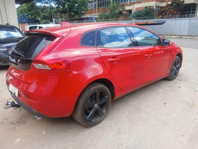 VOLVO - V40 T4 DYNAMIC — foto do lote