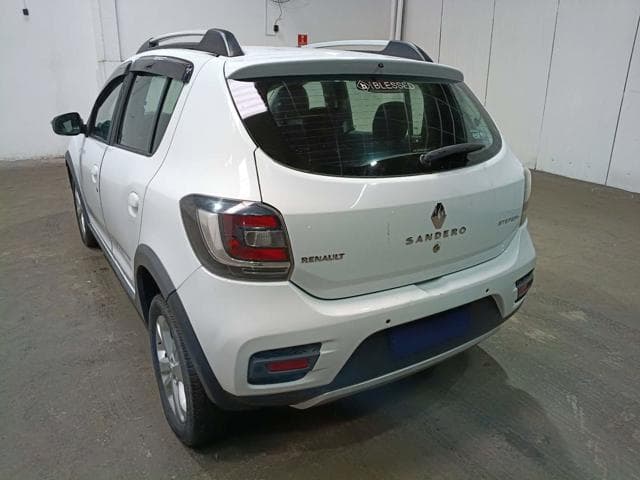RENAULT - SANDERO STEP 16R — foto do lote