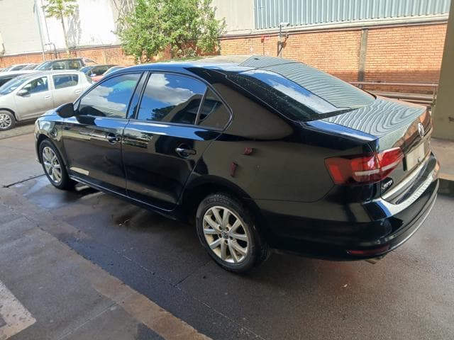 VOLKSWAGEN - JETTA TL MF — foto do lote