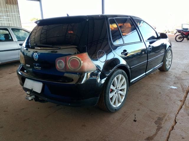 VOLKSWAGEN - GOLF 1.6 SPORTLINE — foto do lote