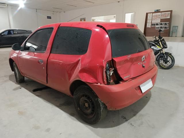 RENAULT - CLIO AUT 10H3P — foto do lote