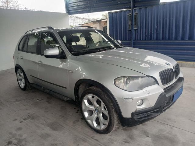 BMW - X5 4.8I FE81 — foto do lote