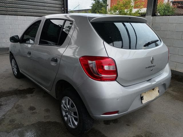 RENAULT - SANDERO AUTH 10 — foto do lote