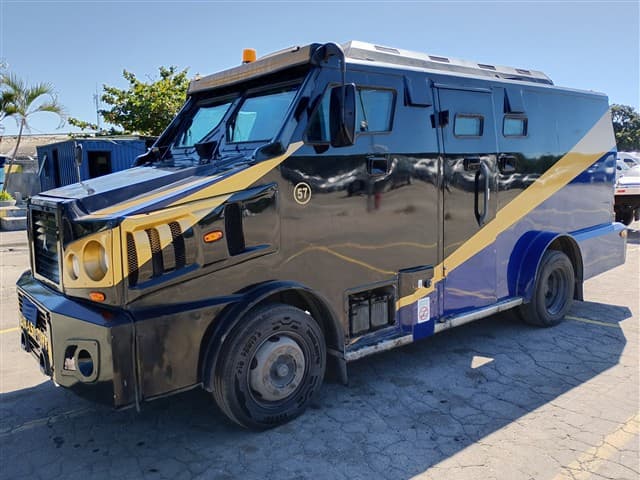 MERCEDES-BENZ - 915E BLINFORT — foto do lote