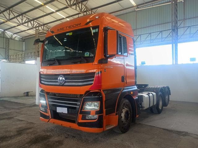 VOLKSWAGEN - 28.480 MTM 6X2 HD — foto do lote