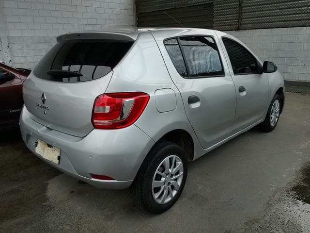 RENAULT - SANDERO AUTH 10 — foto do lote