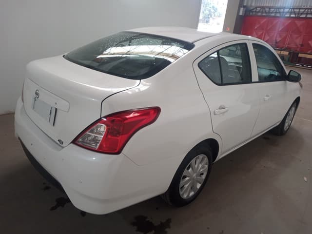 NISSAN - VERSA 10 — foto do lote