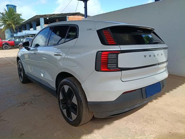VOLVO - EX30 E60 CORE — foto do lote