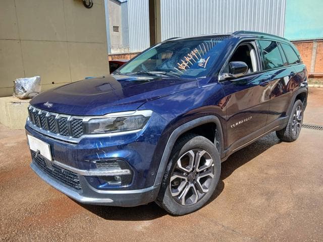 JEEP - COMMANDER LIM T270 — foto do lote