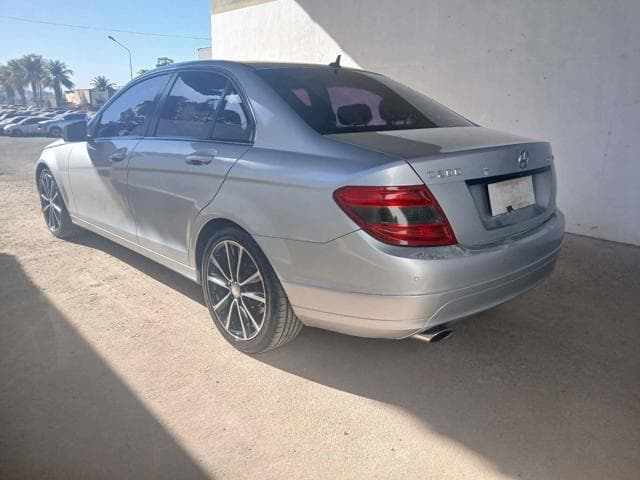 MERCEDES-BENZ - C 200 K — foto do lote