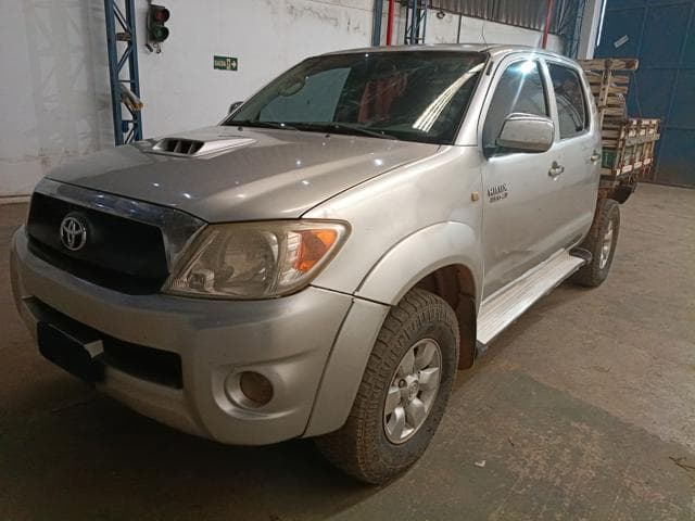 TOYOTA - HILUX CD4X4 SRV — foto do lote