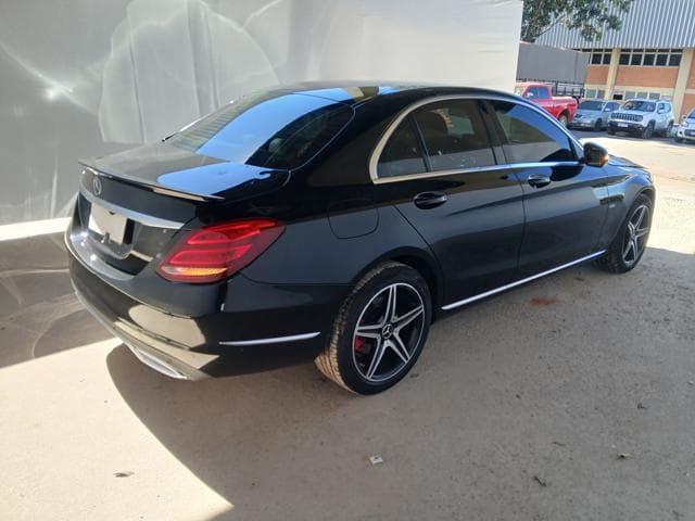 MERCEDES-BENZ - C200 — foto do lote