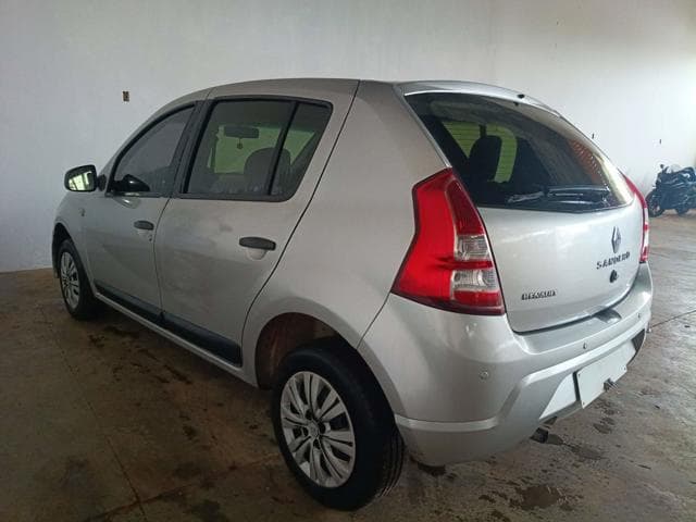 RENAULT - SANDERO EXP1016V — foto do lote