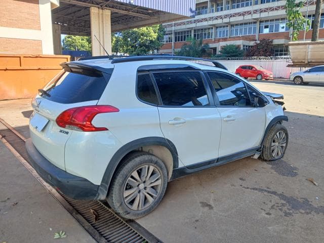 PEUGEOT - 2008 GRIFFE EAT6 — foto do lote