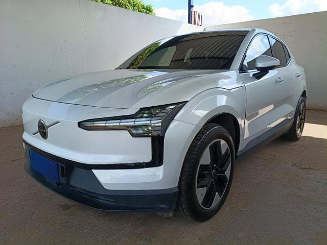 VOLVO - EX30 E60 CORE — foto do lote