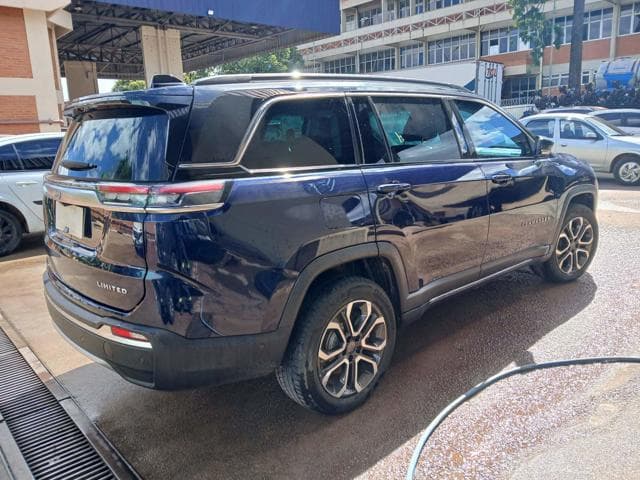 JEEP - COMMANDER LIM T270 — foto do lote