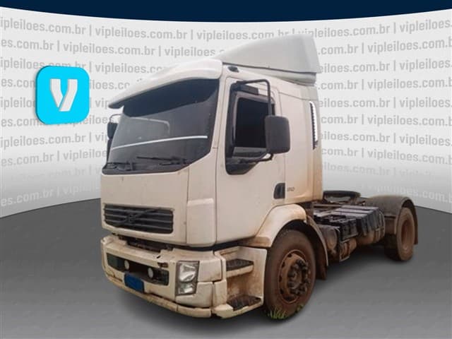 VOLVO - VM 310 4X2T — foto do lote