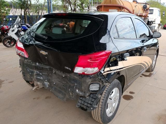 CHEVROLET - ONIX 1.0MT LS — foto do lote