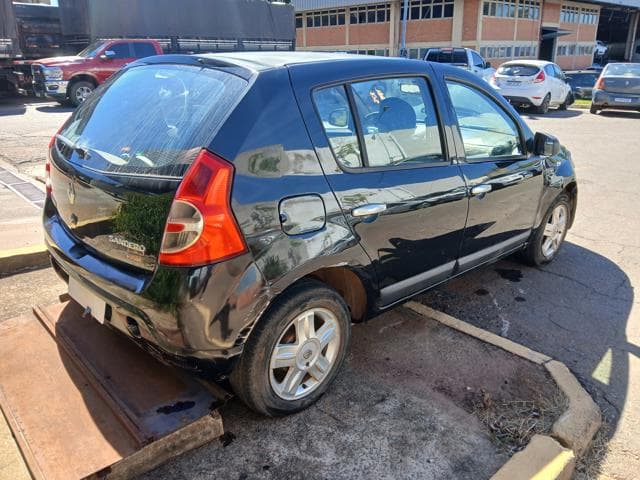 RENAULT - SANDERO EXP 16 — foto do lote
