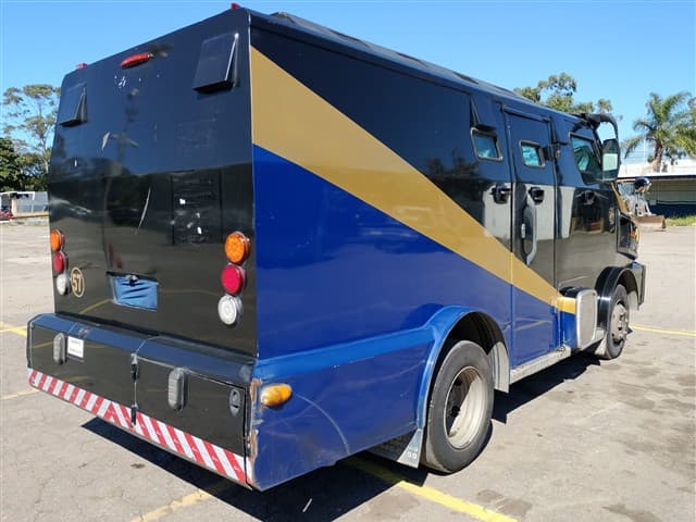 MERCEDES-BENZ - 915E BLINFORT — foto do lote