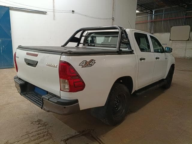 TOYOTA - HILUX CDLOWM4FD — foto do lote