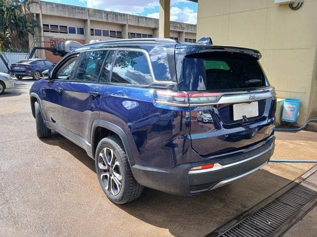 JEEP - COMMANDER LIM T270 — foto do lote
