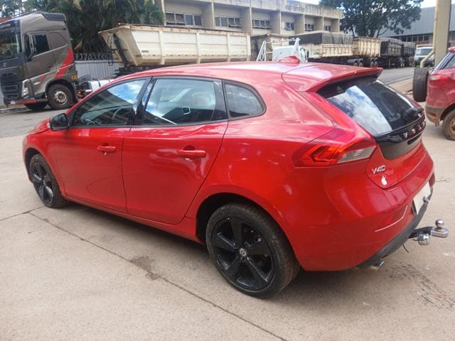 VOLVO - V40 T4 DYNAMIC — foto do lote