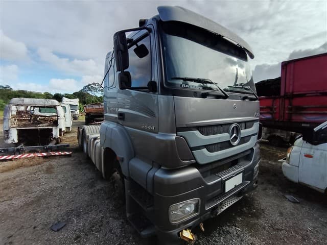 MERCEDES-BENZ - AXOR 2544 LS — foto do lote