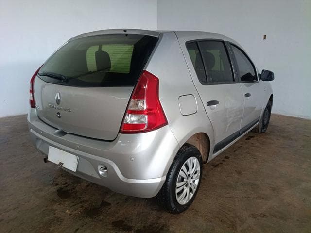 RENAULT - SANDERO EXP1016V — foto do lote