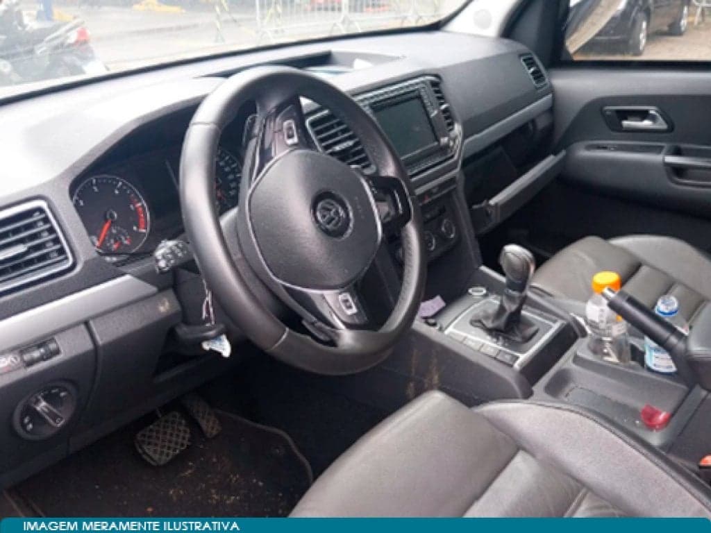 Carro Amarok, Volkswagen V6 Highline Cabine Dupla, Diesel - 2018/2018 — foto do lote