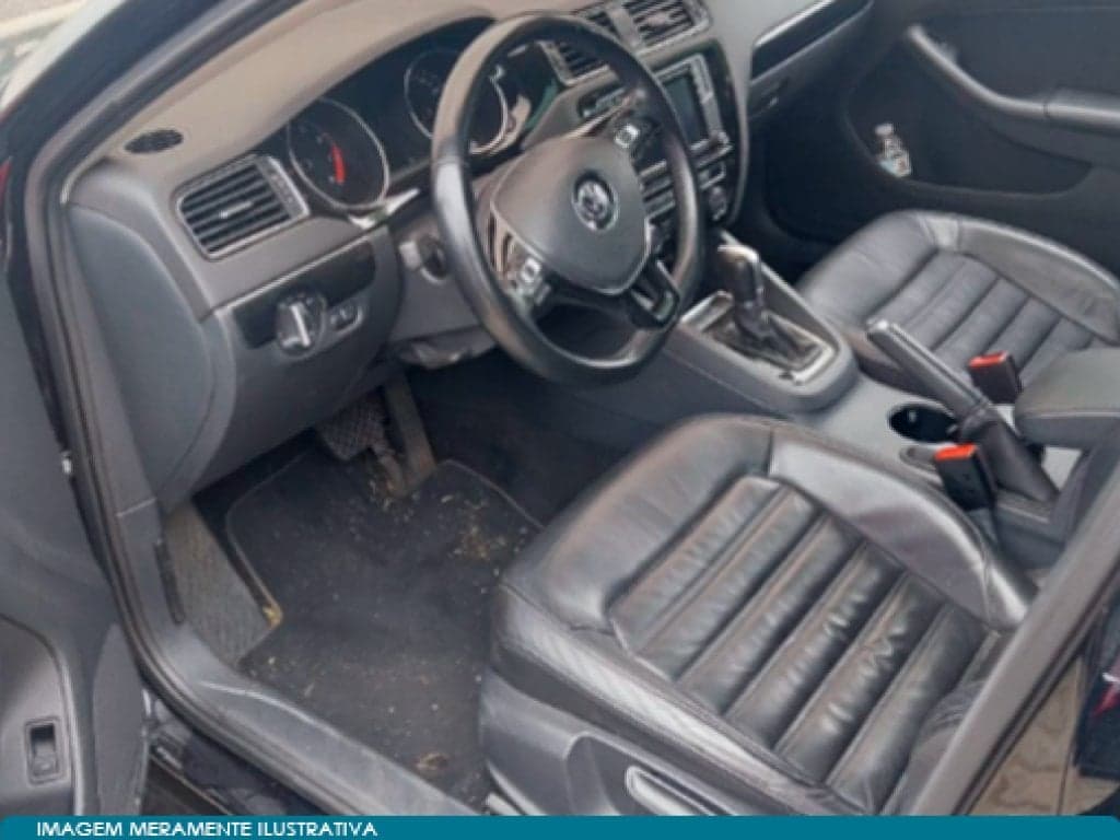 Carro Volkswagen Jetta Highline - 2016/2016 — foto do lote