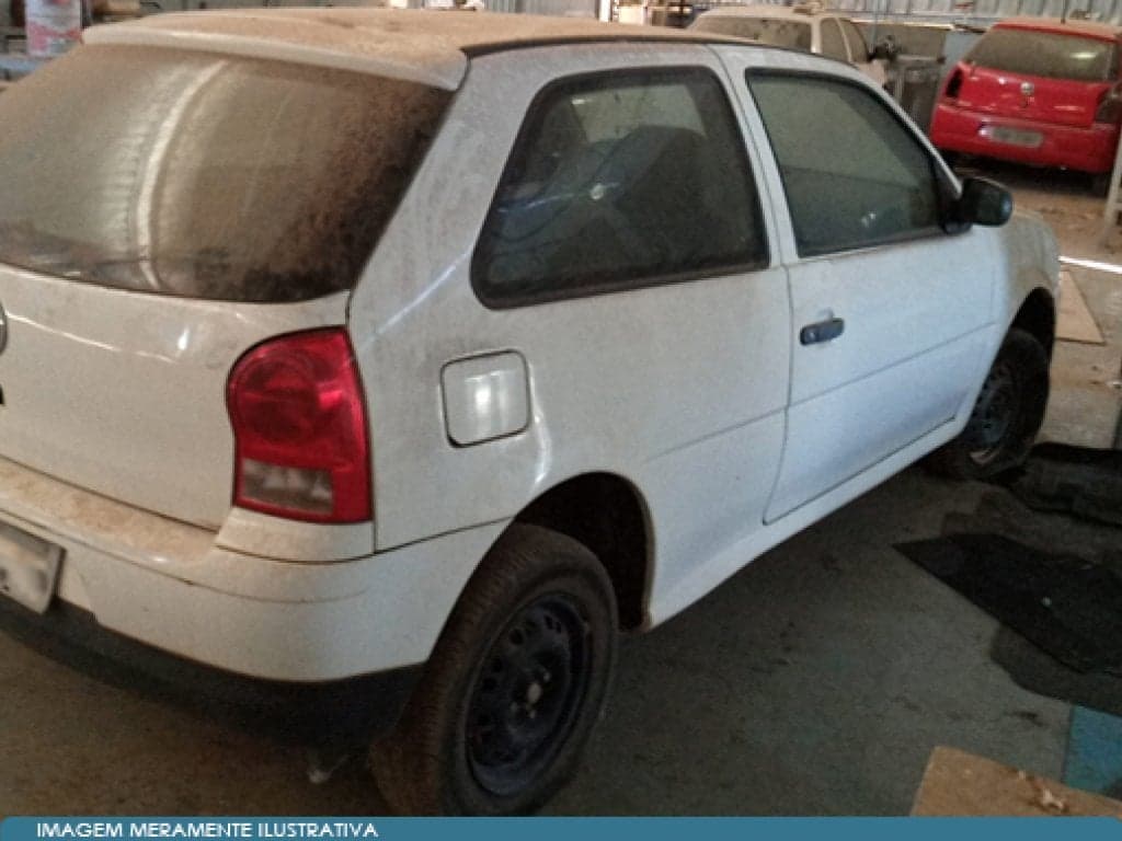 Carro Volkswagen Gol (Lote 14) — foto do lote