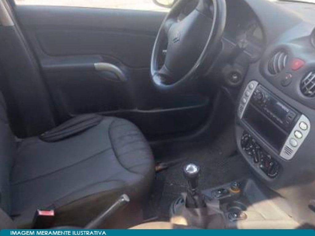 Carro Citroen C3 GLX 14 Flex - 2010/2011 — foto do lote