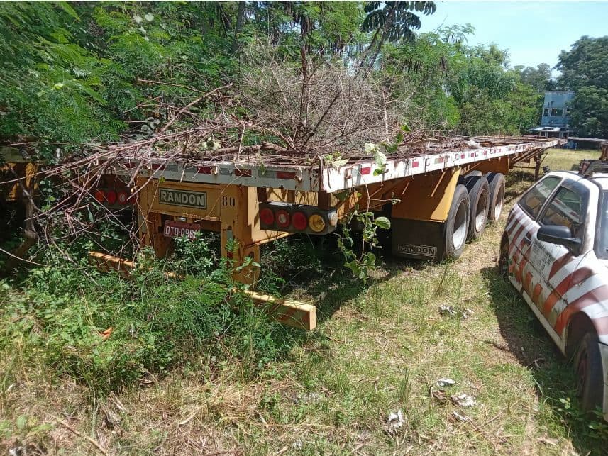 LOTE 40: VEÍCULO SEMIREBOQUE DE CARGA SECA "RANDON", PLACA DTD-0964, ANO 2008, EM ESTADO DE SUCATA Processo: 1127919-19.2018.