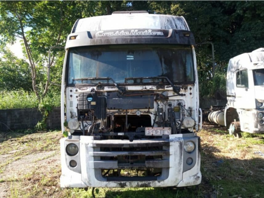 LOTE 05: VEÍCULO VOLKSWAGEN 25-420 CONSTELLATION 6X2 2P (DIESEL) (E5), PLACA FSA-3110, ANO/MODELO 2014. Processo: 1127919-19.