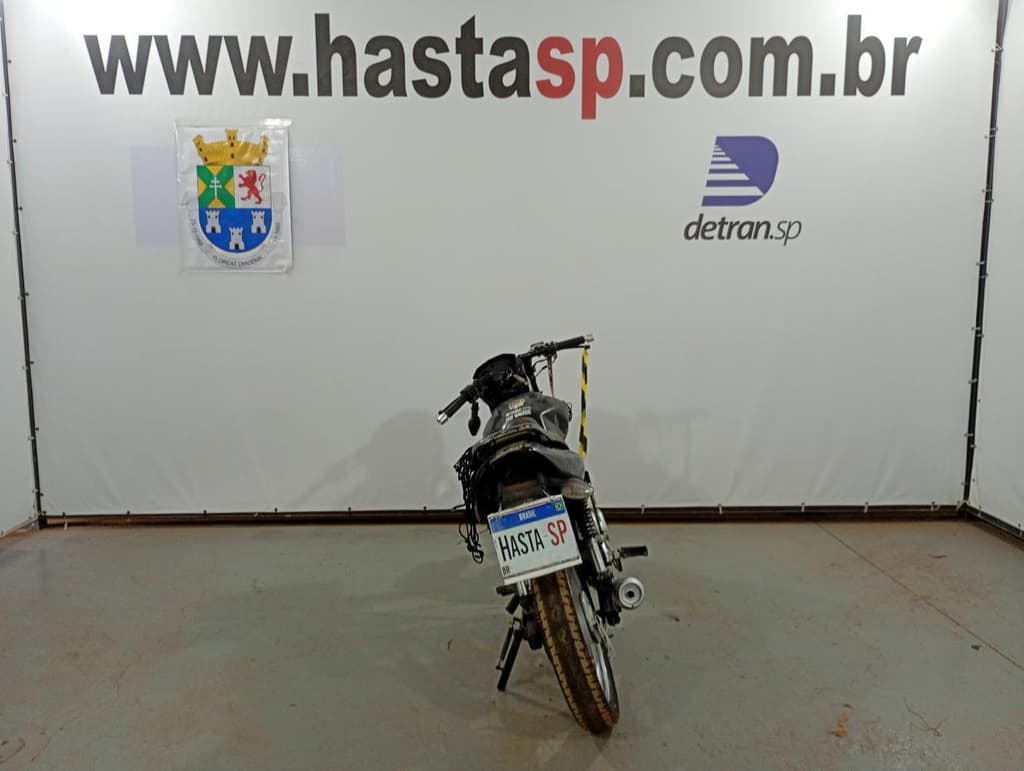 TRAXX JH125 35A 2011 2011 PRETA — foto do lote