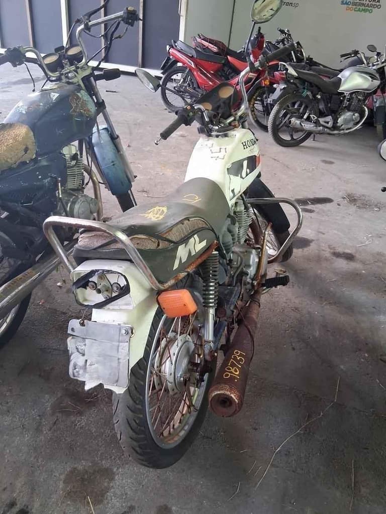 HONDA CG 125 1988 1988 Sucata Motor Servível — foto do lote