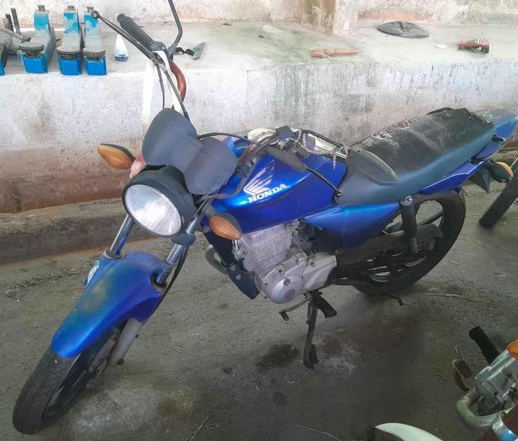 HONDA CG 150 2004 2005 Sucata Motor Servível — foto do lote