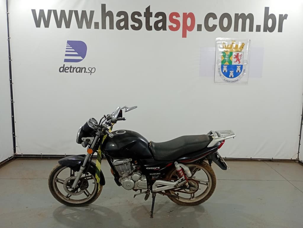 SUZUKI GSR125 2014 2015 PRETA — foto do lote