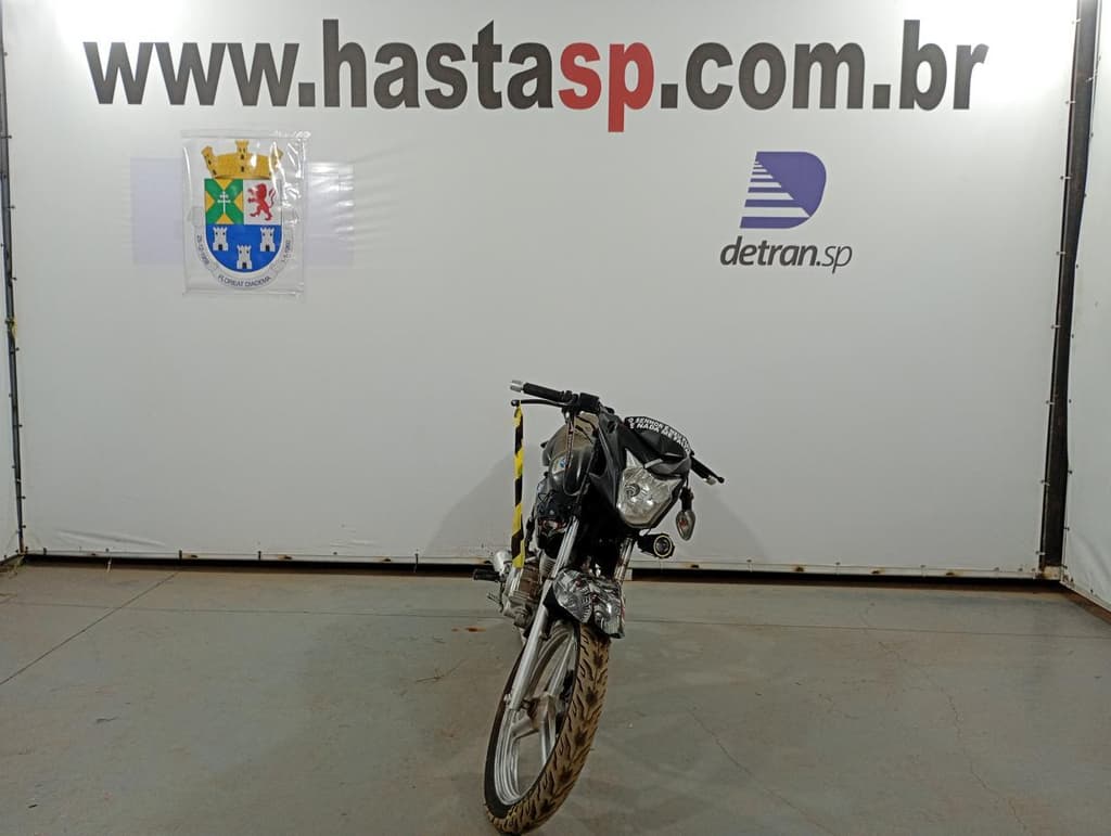 TRAXX JH125 35A 2011 2011 PRETA — foto do lote