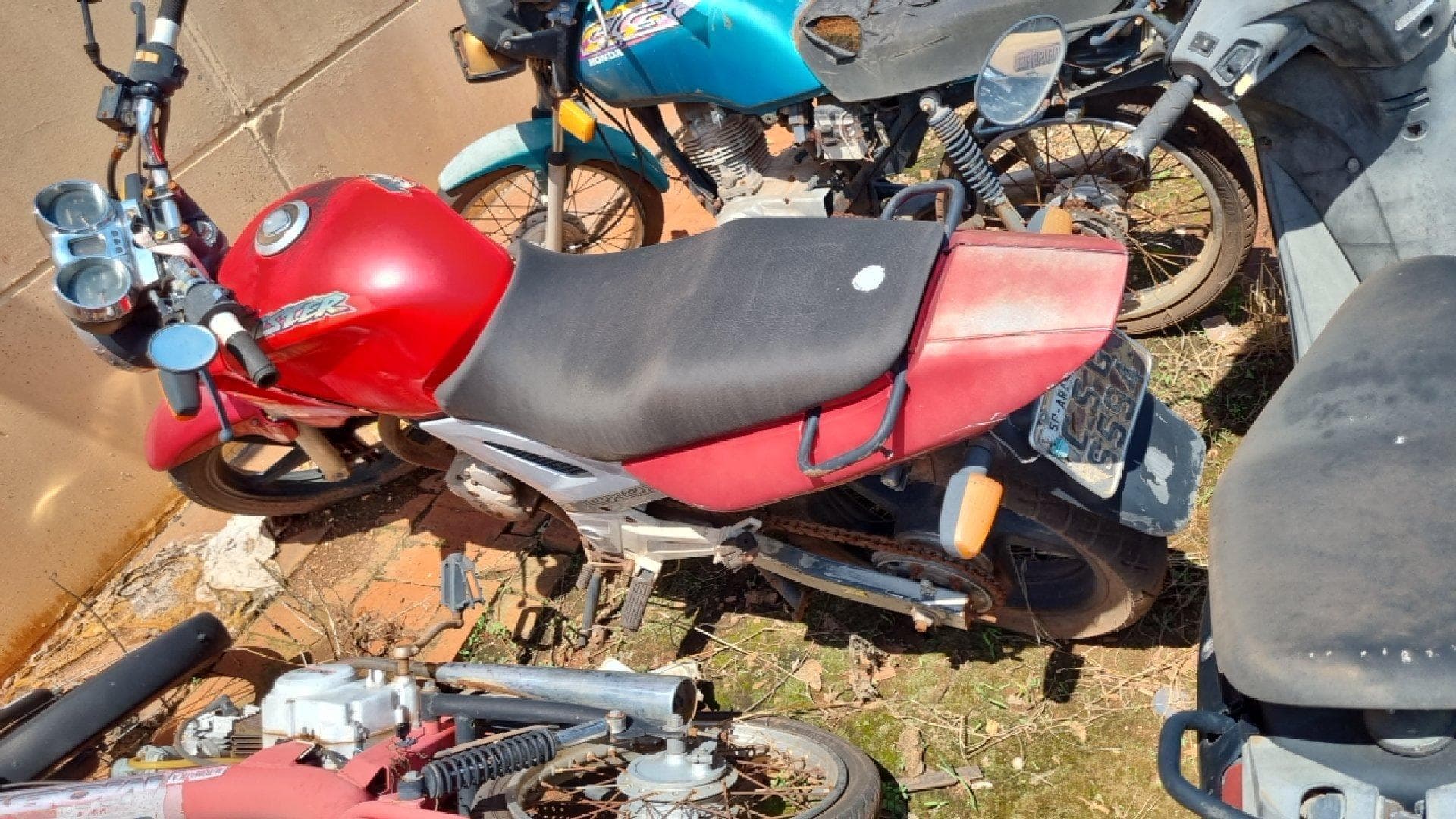 HONDA/CBX 250 TWISTER - 2001/2002 - Araraquara-SP - REPASSE — foto do lote