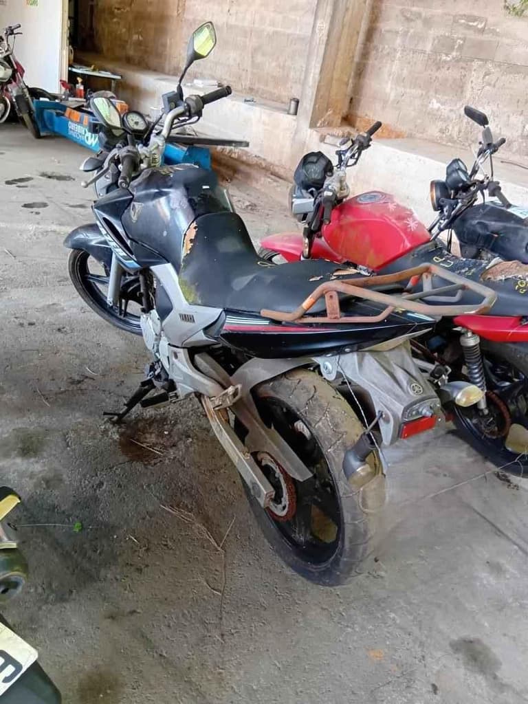 YAMAHA FAZER 2011 2012 Sucata Motor Servível — foto do lote