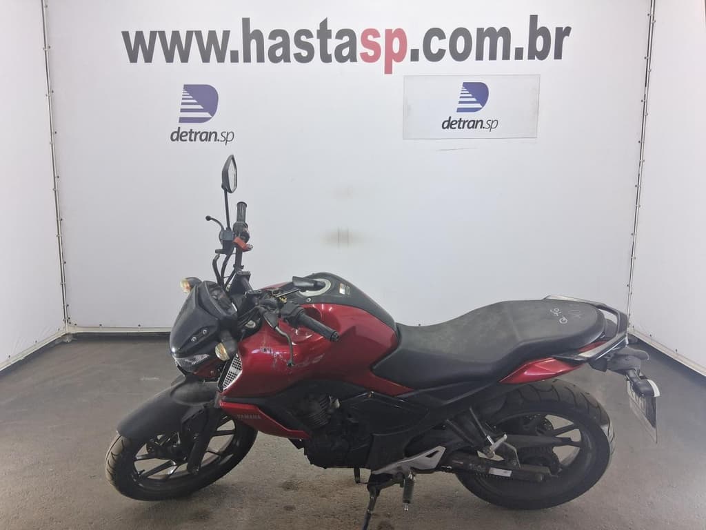 YAMAHA FZ15 FAZER ABS 2022 2023 VERMELHA — foto do lote