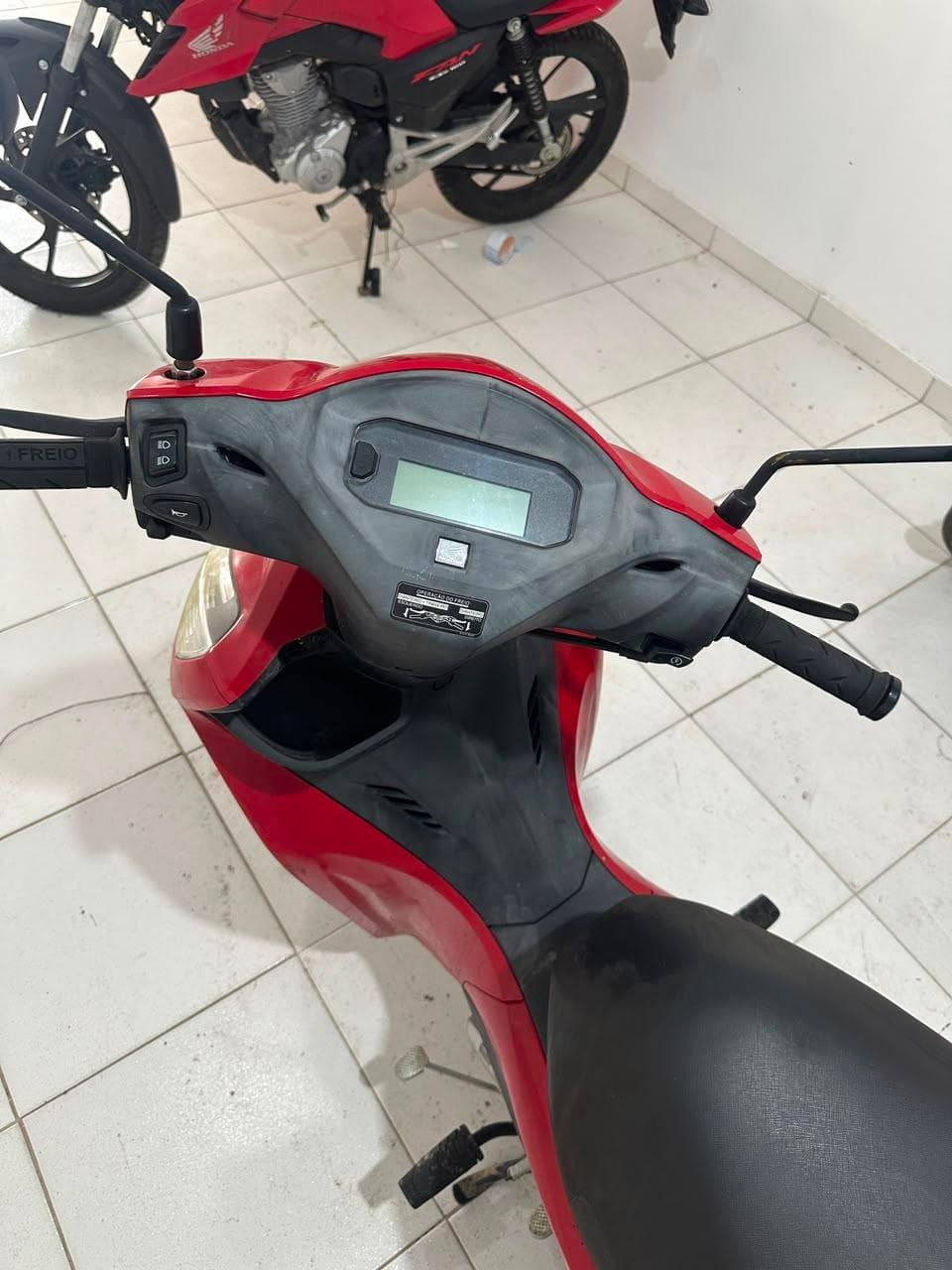 HONDA/BIZ ES VERMELHA 2025 (Veículo sem chave) — foto do lote