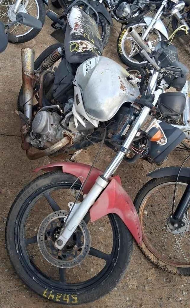 YAMAHA YBR 125 2000 2000 Sucata Motor Servível — foto do lote