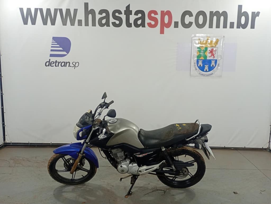 HONDA CG 150 FAN ESDI 2014 2015 PRATA — foto do lote
